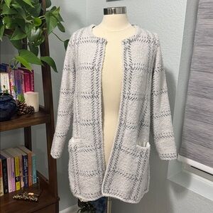 89th & Madison Gray Sweater Cardigan